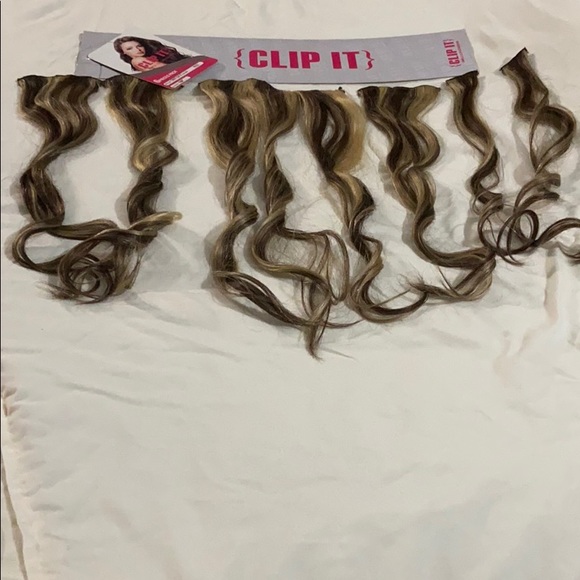 Hair Extensions Clip It Pack of 6 Pieces 18” Long - Picture 2 of 8